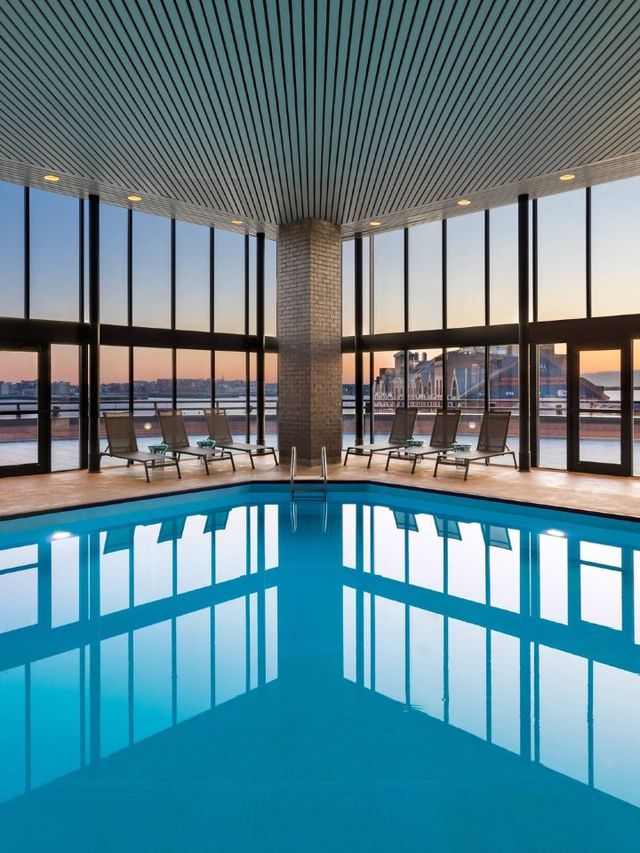 Boston Bliss 🏨✨: Marriott Long Wharf's Top Perks!