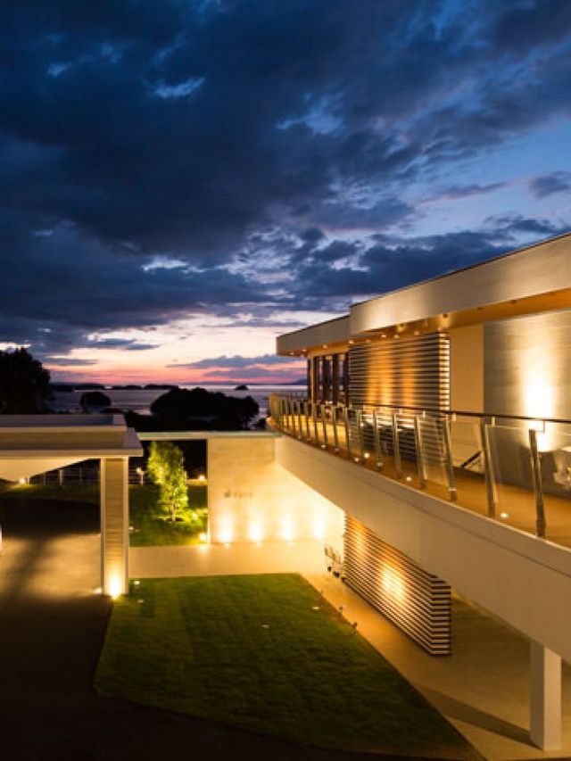 🌉 Amakusa's Hidden Gem: Luxe Stay & Private Onsen! 🛀
