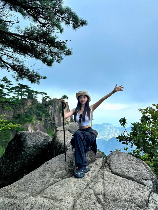 在九月的第一天成功打卡黃山！