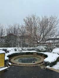 下雪去泡溫泉簡直不要太享受！。