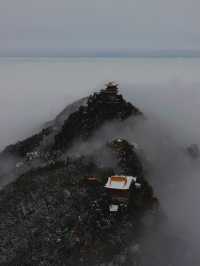 打卡陝西版的「雲頂天宮」。