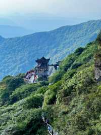 梵淨山人間仙境與舌尖風味的完美邂逅
