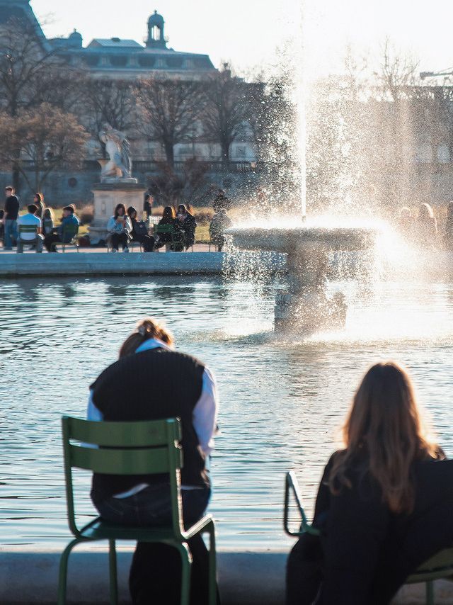 Paris Through Your Lens: Iconic Photo Spots 📸