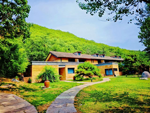 王屋山下藏仙境！住進「小有洞天」，過神仙般嘅日子