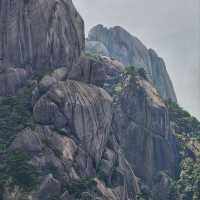 黃山遊玩全攻略｜雲海松濤、奇石溫泉，人生必去的山水畫卷