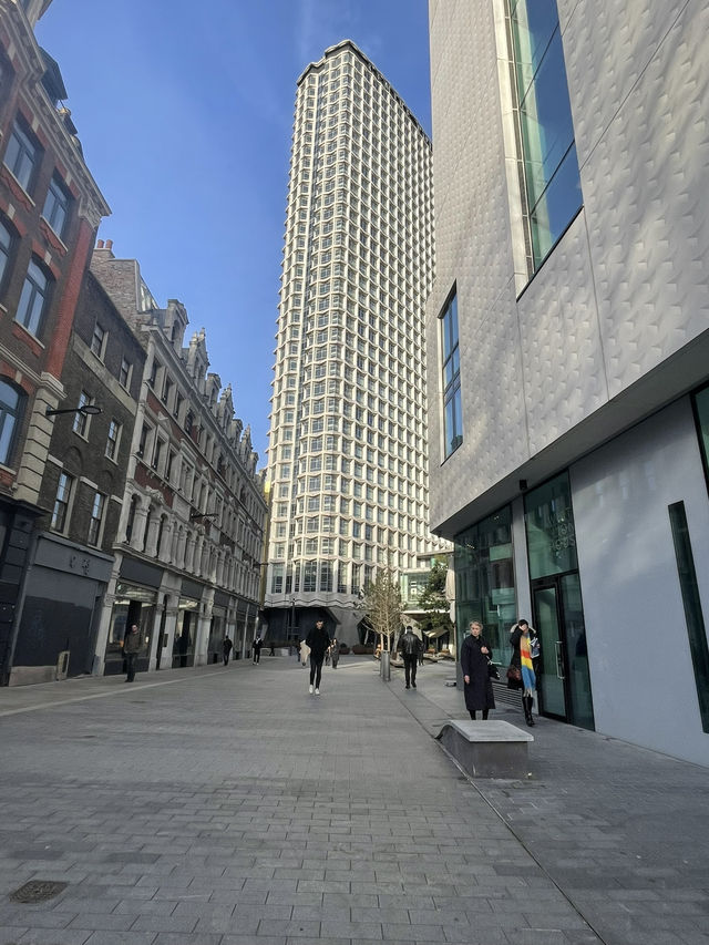 London, The Most Iconic City In The World! My Top tips After 6 years Living There 😍