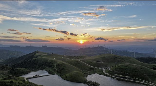 暑假帶小朋友出遊就來呢度！仰天湖大草原+雲莳里民宿攻略🏞