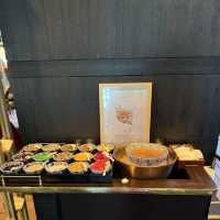 Best Hotel in Chengdu: Luxurious 5-Star Traditional Chinese Style