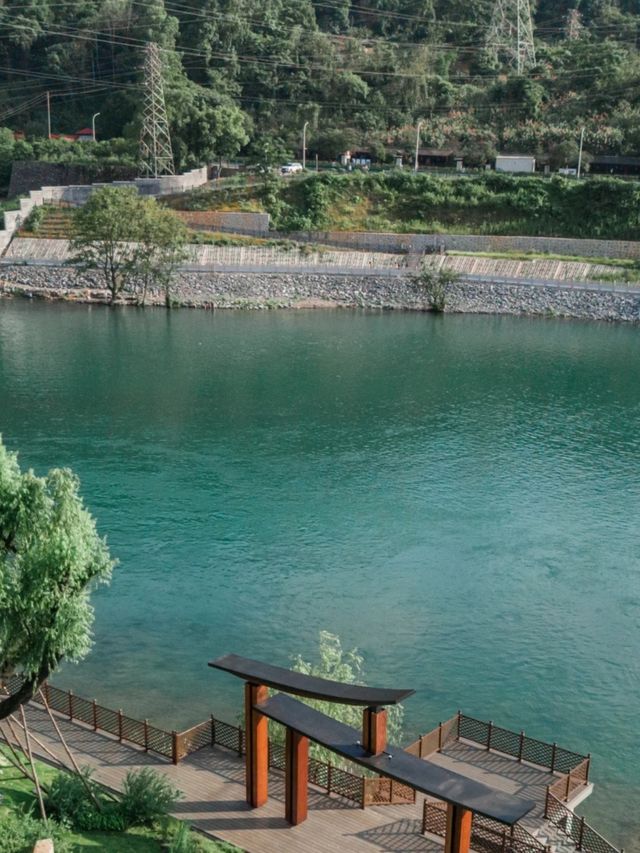 郴州懶人避暑攻略：輕鬆享受25℃丹霞水墨畫