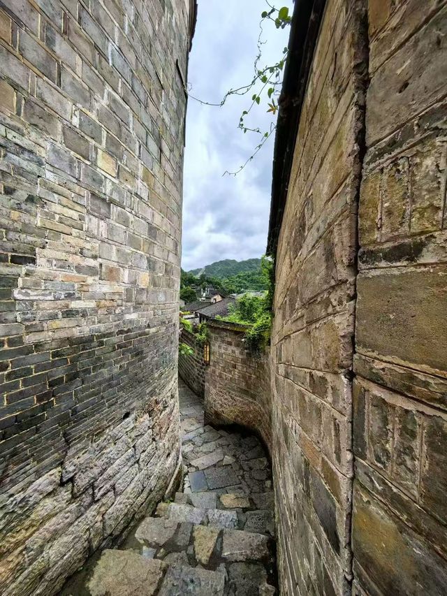 貴州必去！鎮遠古鎮日夜玩法大揭秘