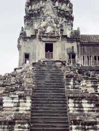 🛕 Hall of a Thousand Gods: Where Cambodia’s Divine Whispers Echo! 🌿