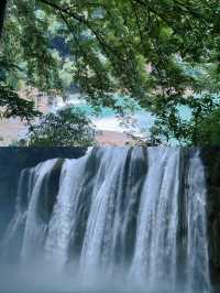 今日任務:走進小學課本裡的「黃果樹瀑布」