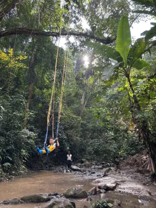 Xishuangbanna Family Trip (Part 4) Hiking in Jino Mountain Rainforest