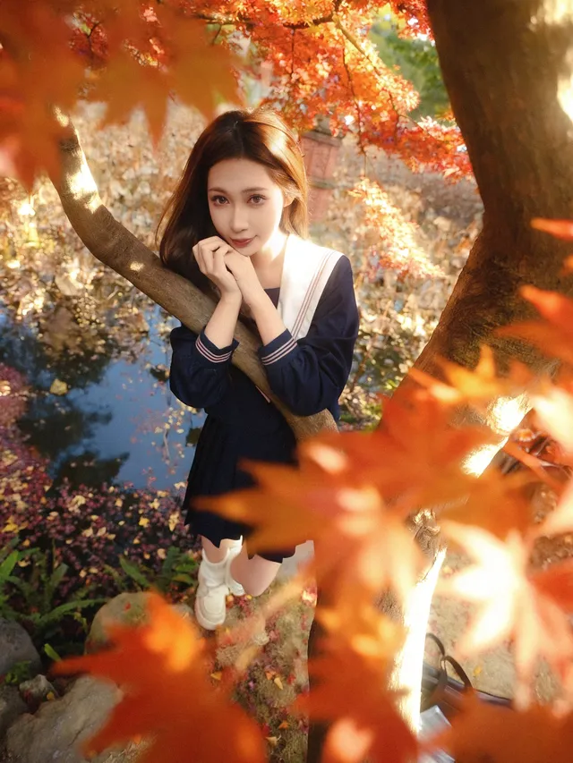 紅楓JK拍照丨不用長焦!超廣角才有生命力 紅楓JK拍照丨不用長焦!超廣角才有生命力