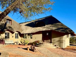 บันทึกของแฮมเมอร์สไตน์: สำรวจอัญมณีที่ซ่อนเร้นในทะเลทรายนามิเบีย