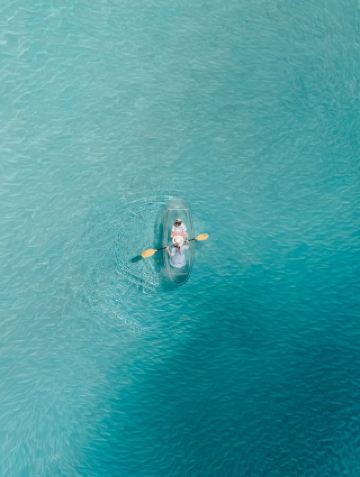 สัมผัสประสบการณ์ที่แท้จริงที่ Pavanabril Resort! รีสอร์ทลับที่ซ่อนตัวอยู่พร้อมเรือหัวกะโหลกลอยน้ำ