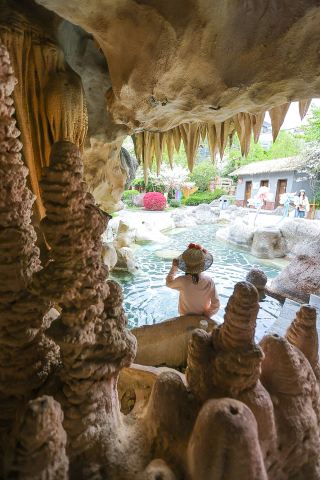 Я вас понимаю! Если вы собираетесь приехать с детьми на весенние каникулы, вам обязательно стоит посетить Хэндиан!