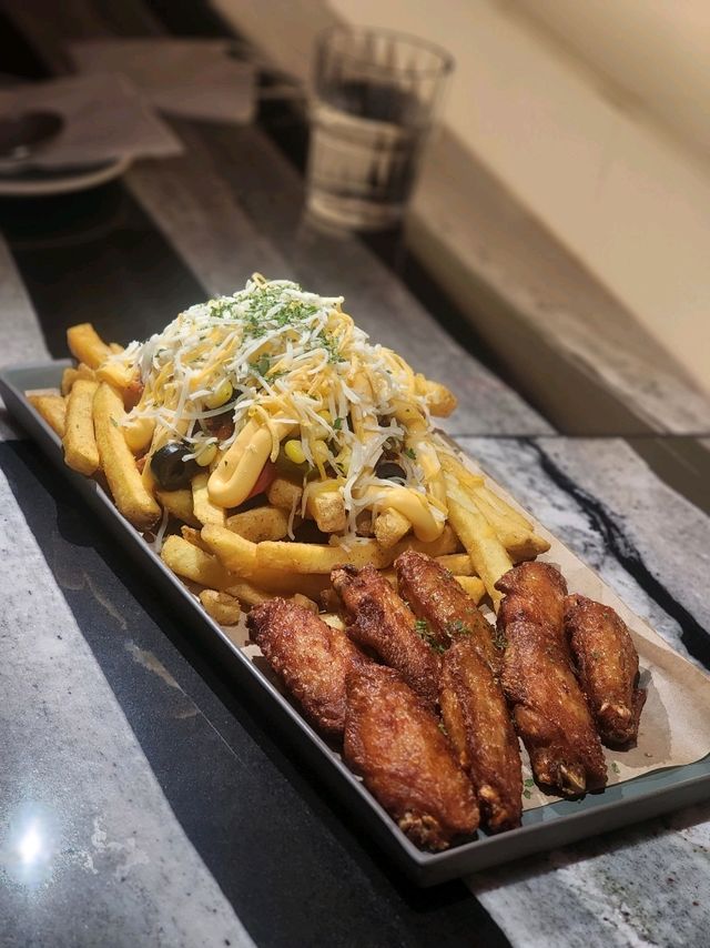 분위기, 안주, 술 모두 맛집인 청담 "벨뷰"