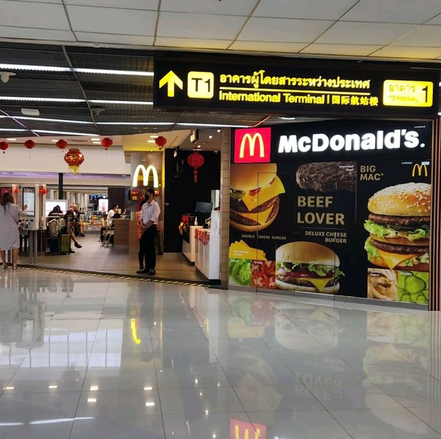 Street food @ Don Mueang Airport 