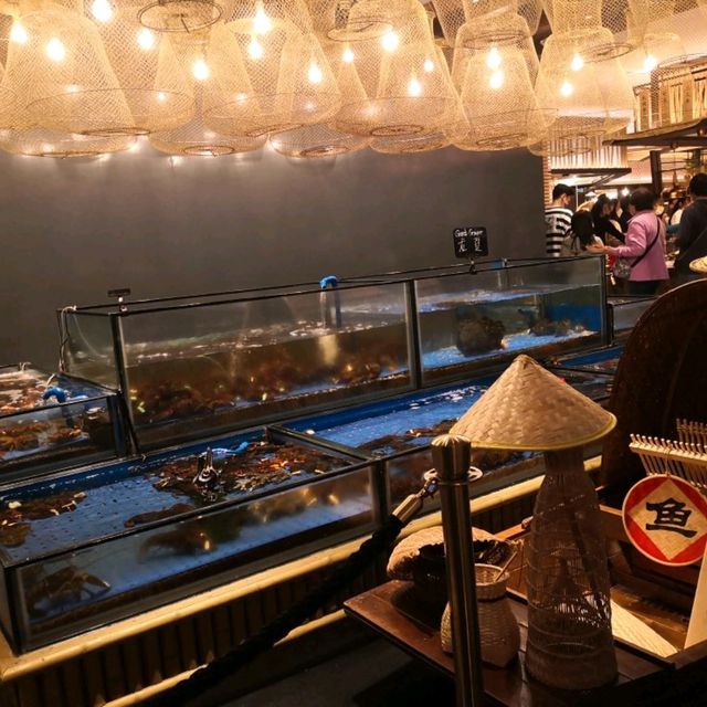 澳門最豪華自助餐：自助山