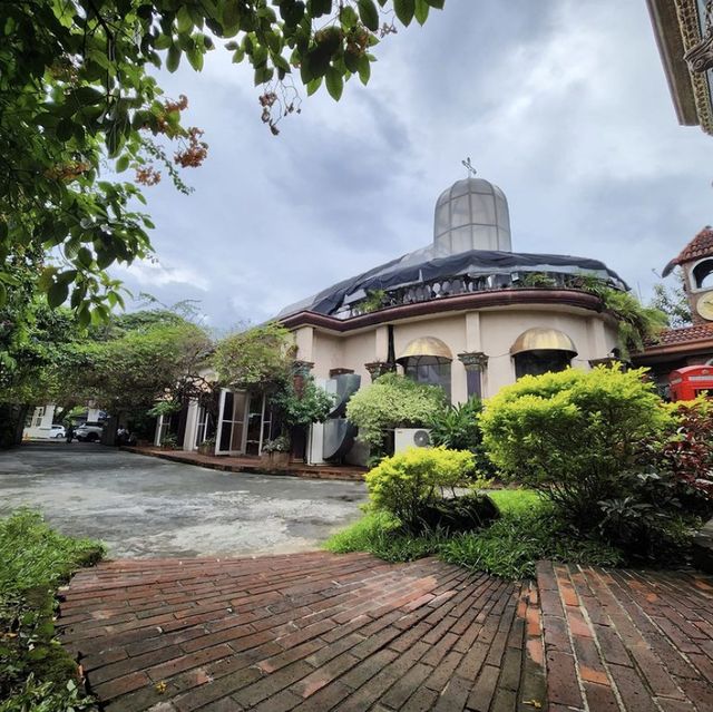 Retro Vibes at Fernwood Gardens Quezon City