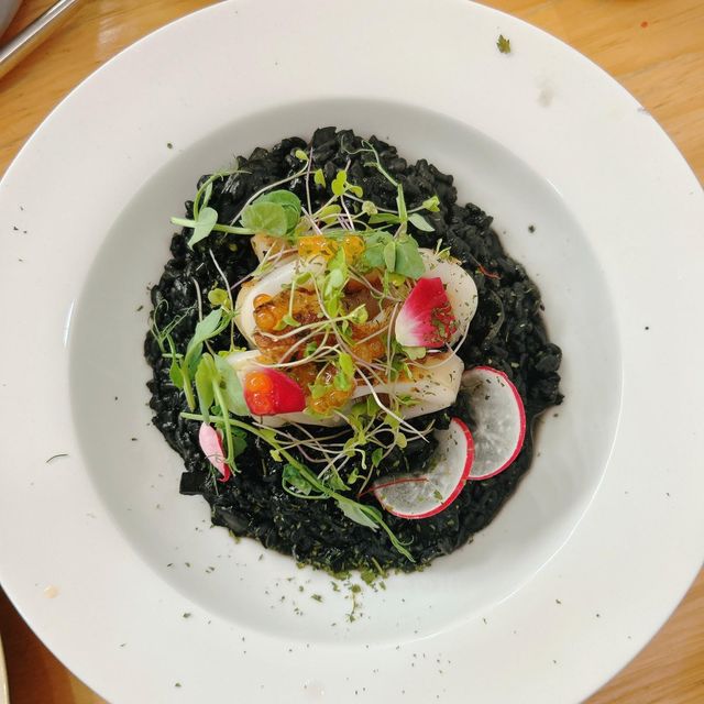 尖沙咀奶油風cafe😍打卡之餘食物有水準