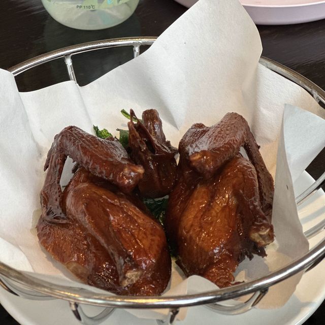 色香味俱全中菜廳