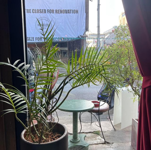 Dedicate Flower’s Cafe 