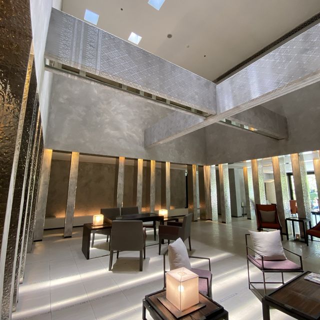 โรงแรมเก่าแก่คู่เมืองหัวหิน