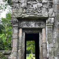 Preah Palilay - the three big trees