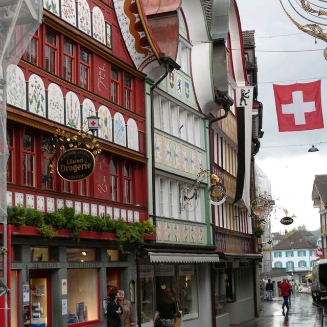 阿爾卑斯山下的迷人小鎮-阿彭策爾 Appenzell