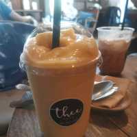 Thee  Cafe ร้านน่ารักในย่านเกษตรนวมินทร์