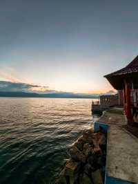 Budget hotel with a stunning view @Samosir Island 