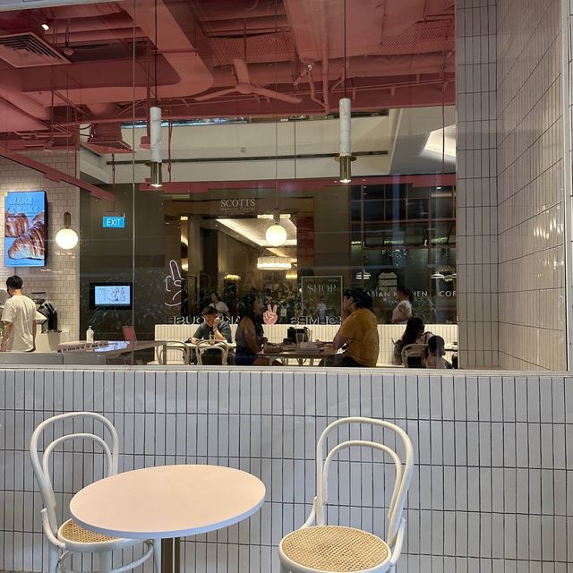 Mr Holmes bakehouse - singapore edition
