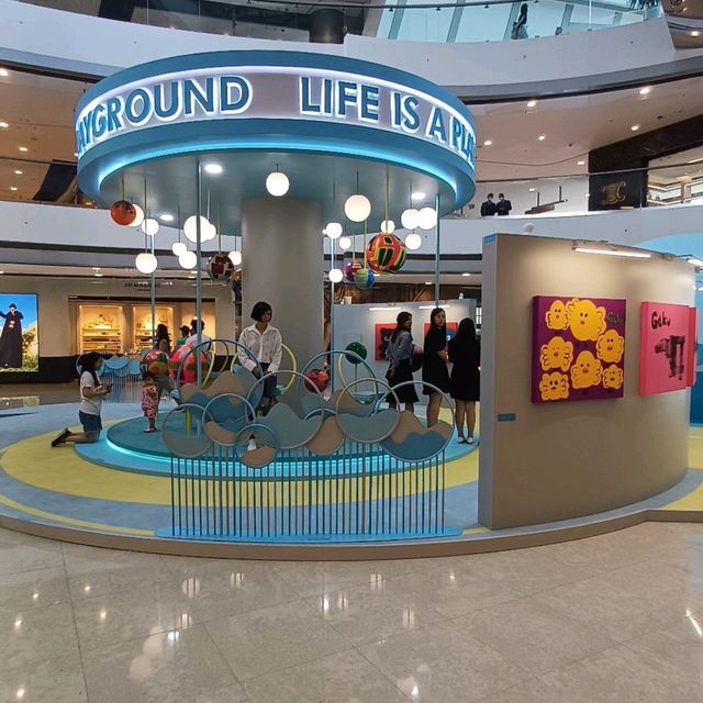Life is a playground ! 香港國際金融中心