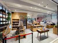 Lavish shopping mall