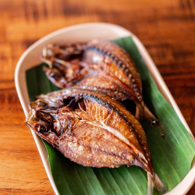 ผัดไทยกุ้งมังกร ร้านอาหารท้ายราง พังงา