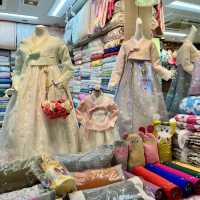 韓国のシジャン（市場）のような大阪鶴橋商店街