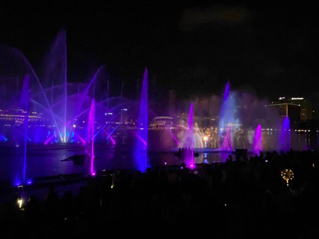 Frozen water show at MBS 