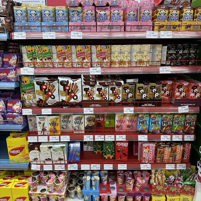 撈米線嘆咖啡剪頭髮逛超市🥰