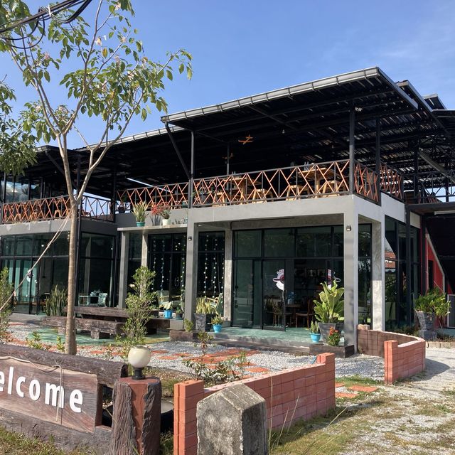 Lae Bin Cafe