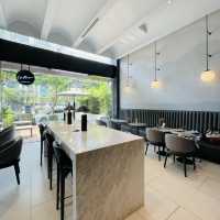 คาเฟ่สไตล์บรันช์ Cafe Marquina