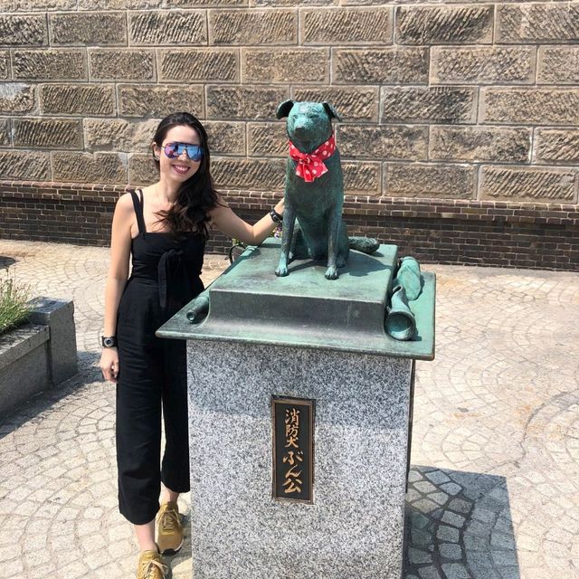 Otaru Canal & Firefighter Dog Bunko Statue