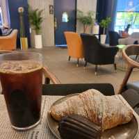 일산 미관광장 24시 카페 , 디저트가 맛있는 ' 하이테이블 ' ☕️ 