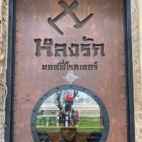 หลงรัก Coffee Roaster ร้านกาแฟดีริมแม่น้ำที่อุบล