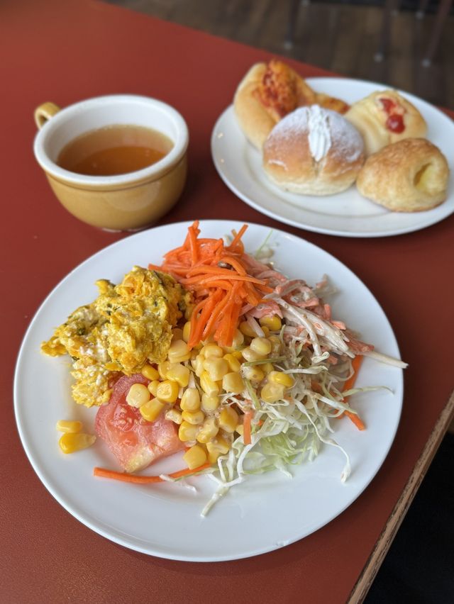 【大阪・なんばパークス】🇺🇸アメリカをモチーフにした開放的な店内✨️テラス席もあります
