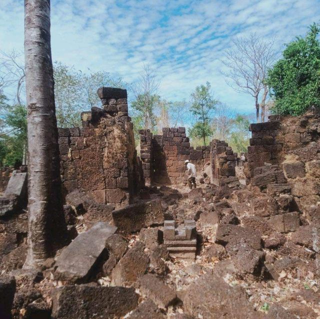 Prasat Neak Buos, The Ordained Dragon Temple