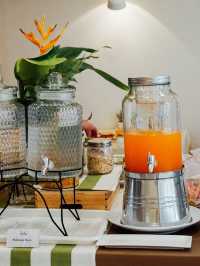 ที่พักติดทะเลชะอำ Talay Hotel & Villa