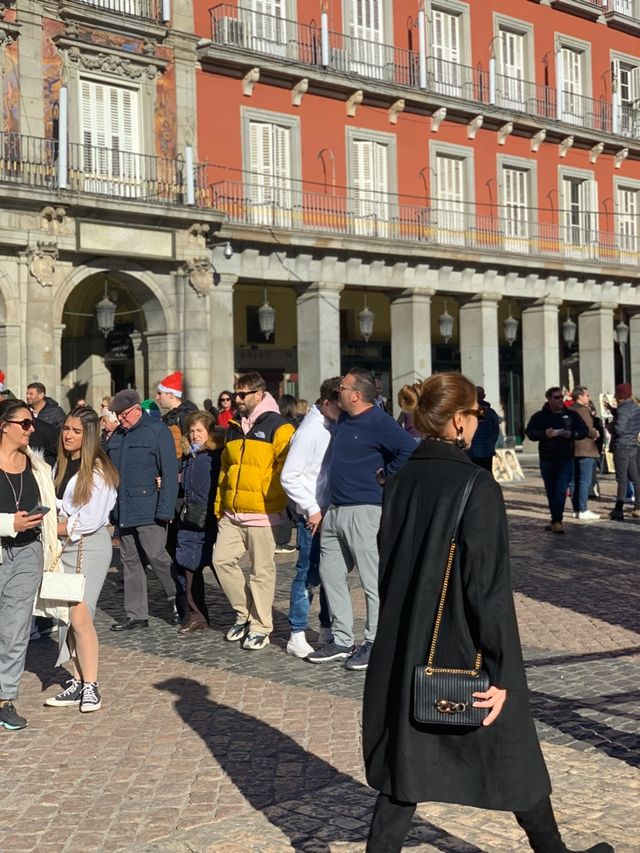 🇪🇸 A walk down Madrid's most beloved square: Plaza Mayor🇪🇸