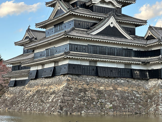 長野・松本。国宝『松本城』   